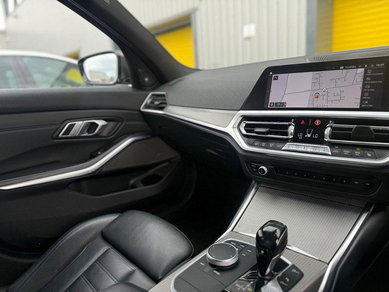 BMW 3 Series 3.0 M340i Auto xDrive Euro 6 (s/s) 4dr 4dr Automatic 2025