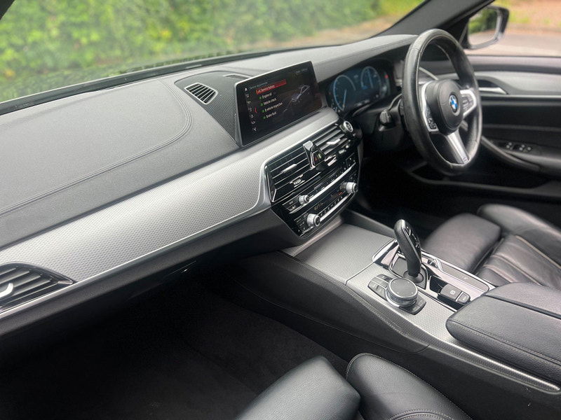 BMW 5 Series 3.0 530d M Sport Auto Euro 6 (s/s) 4dr 4dr Automatic 2025