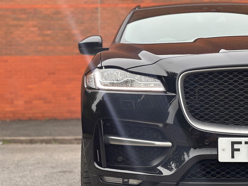 Jaguar F-PACE 2.0 D180 R-Sport Auto AWD Euro 6 (s/s) 5dr 5dr Automatic 2025