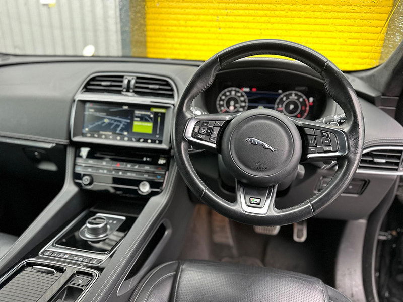 Jaguar F-PACE 2.0 D180 R-Sport Auto AWD Euro 6 (s/s) 5dr 5dr Automatic 2025