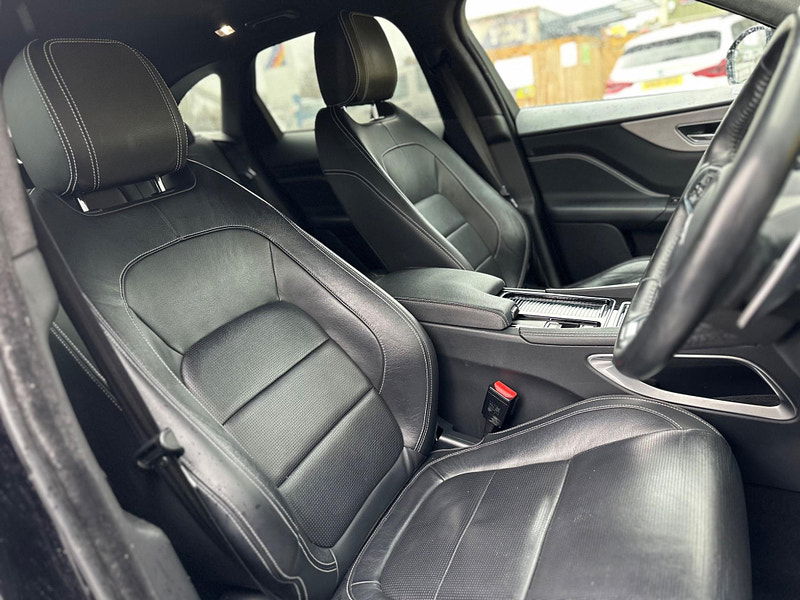 Jaguar F-PACE 2.0 D180 R-Sport Auto AWD Euro 6 (s/s) 5dr 5dr Automatic 2025