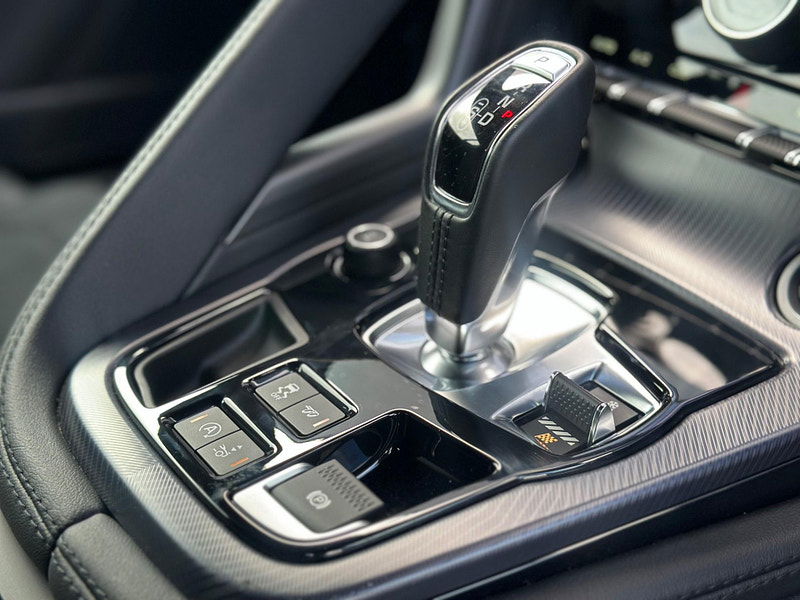 Jaguar F-Type 2.0i R-Dynamic Auto Euro 6 (s/s) 2dr 2dr Automatic 2025