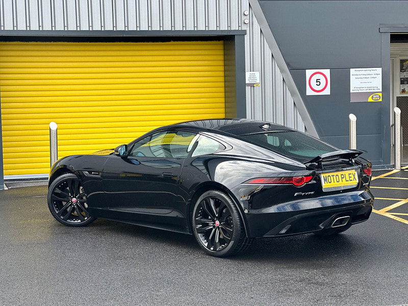 Jaguar F-Type 2.0i R-Dynamic Auto Euro 6 (s/s) 2dr 2dr Automatic 2025