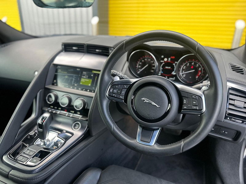 Jaguar F-Type 2.0i R-Dynamic Auto Euro 6 (s/s) 2dr 2dr Automatic 2025
