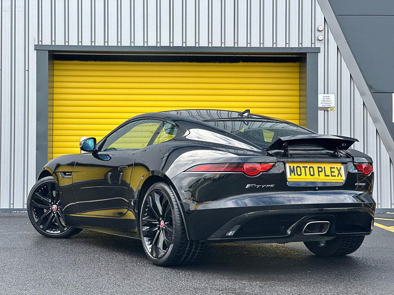 Jaguar F-Type 2.0i R-Dynamic Auto Euro 6 (s/s) 2dr 2dr Automatic 2025