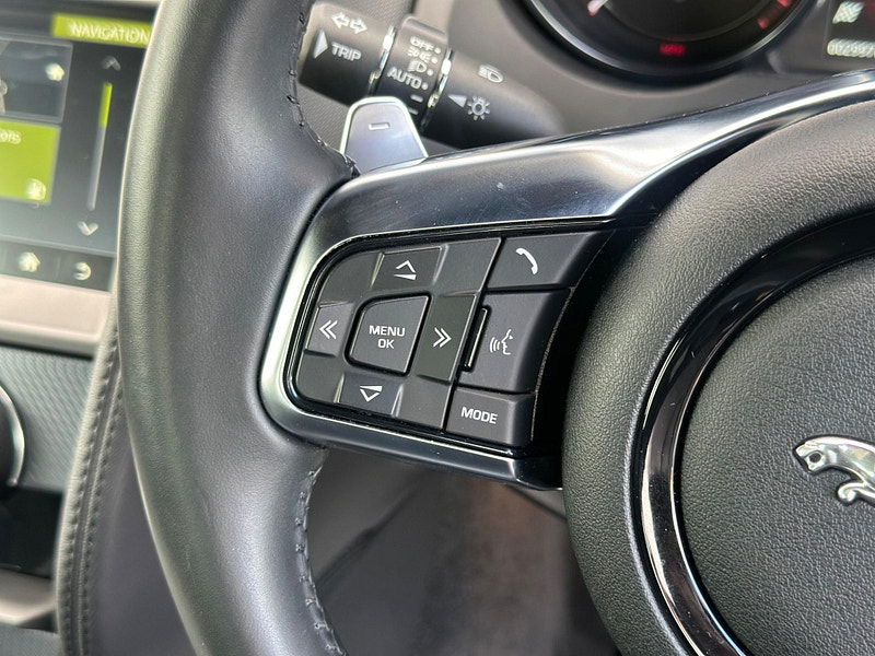 Jaguar F-Type 2.0i R-Dynamic Auto Euro 6 (s/s) 2dr 2dr Automatic 2025