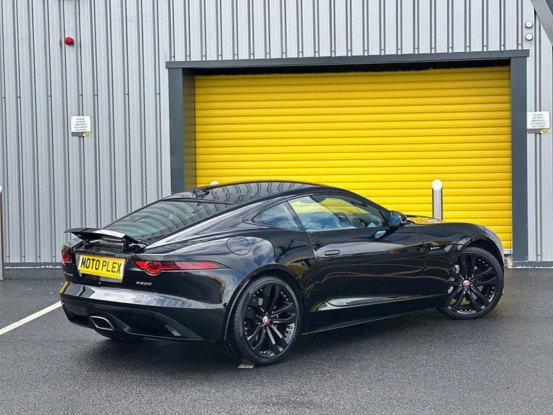 Jaguar F-Type 2.0i R-Dynamic Auto Euro 6 (s/s) 2dr 2dr Automatic 2025