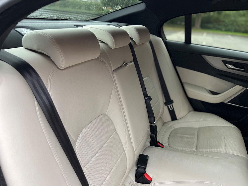 Jaguar XE 2.0 P250i R-Dynamic S Auto Euro 6 (s/s) 4dr 4dr Automatic 2025