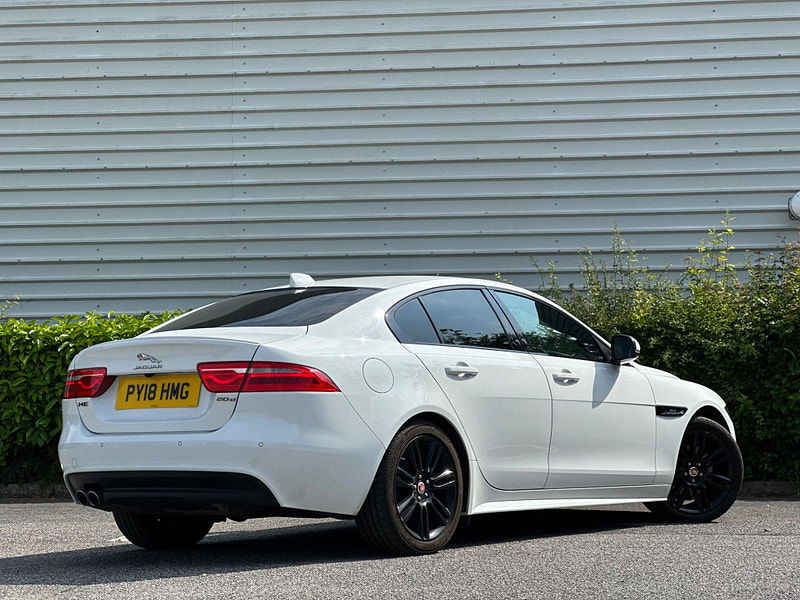 Jaguar XE 2.0d R-Sport Auto Euro 6 (s/s) 4dr 4dr Automatic 2025