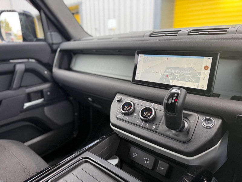 Land Rover Defender 90 3.0 D200 MHEV Hard Top SUV Auto 4WD SWB Euro 6 (s/s) 3dr 3dr Automatic 2025