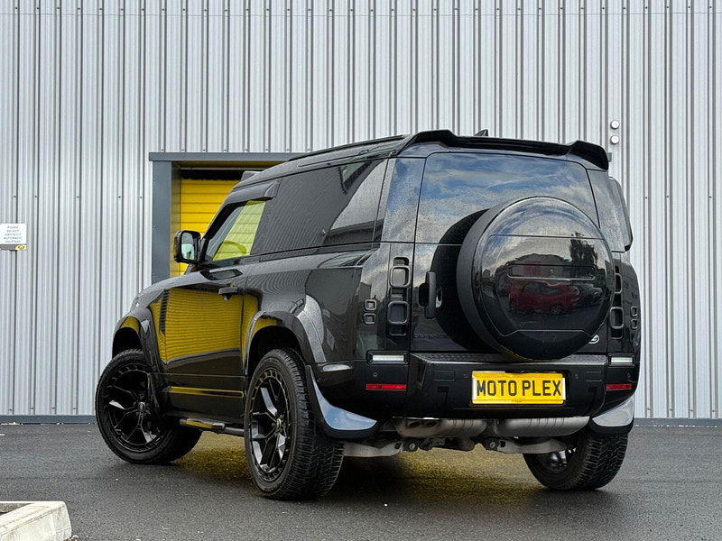Land Rover Defender 90 3.0 D200 MHEV Hard Top SUV Auto 4WD SWB Euro 6 (s/s) 3dr 3dr Automatic 2025