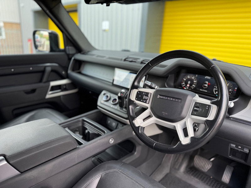 Land Rover Defender 90 3.0 D250 MHEV SE Auto 4WD Euro 6 (s/s) 3dr 3dr Automatic 2025