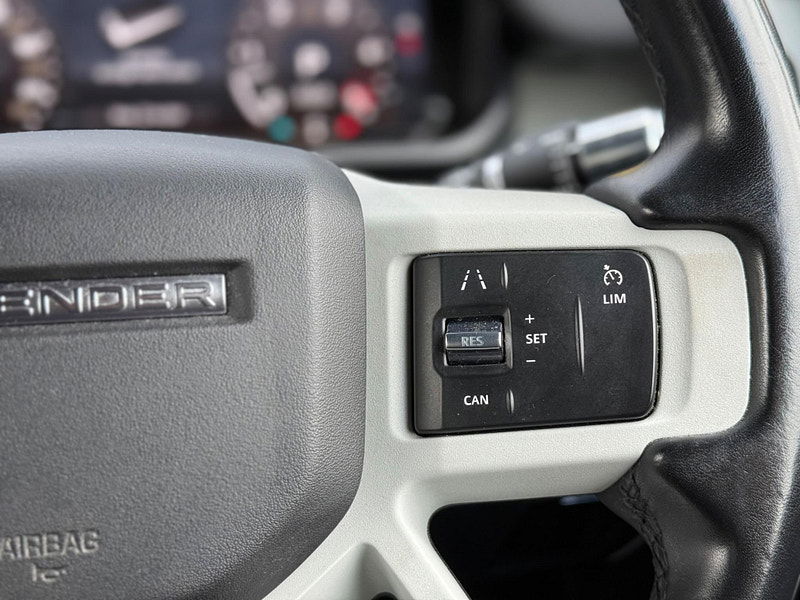 Land Rover Defender 90 3.0 D250 MHEV SE Auto 4WD Euro 6 (s/s) 3dr 3dr Automatic 2025