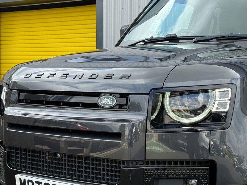 Land Rover Defender 90 3.0 D250 MHEV SE Auto 4WD Euro 6 (s/s) 3dr 3dr Automatic 2025