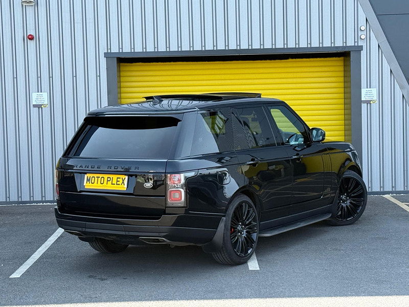 Land Rover Range Rover 3.0 D300 MHEV Westminster Black Auto 4WD Euro 6 (s/s) 5dr 5dr Automatic 2025
