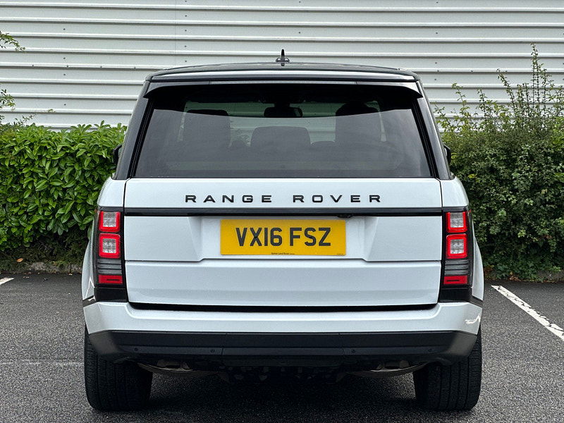 Land Rover Range Rover 3.0 TD V6 Vogue Auto 4WD Euro 6 (s/s) 5dr 5dr Automatic 2025