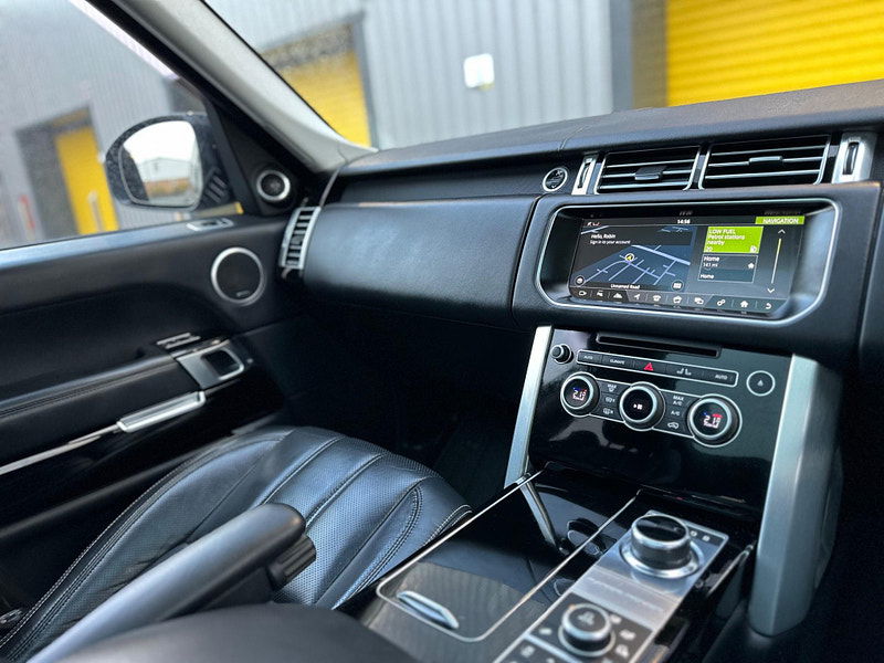 Land Rover Range Rover 3.0 TD V6 Vogue SE Auto 4WD Euro 6 (s/s) 5dr 5dr Automatic 2025