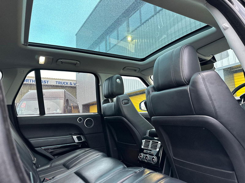 Land Rover Range Rover 3.0 TD V6 Vogue SE Auto 4WD Euro 6 (s/s) 5dr 5dr Automatic 2025