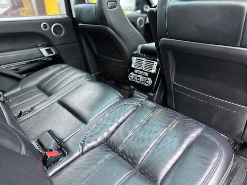 Land Rover Range Rover 3.0 TD V6 Vogue SE Auto 4WD Euro 6 (s/s) 5dr 5dr Automatic 2025