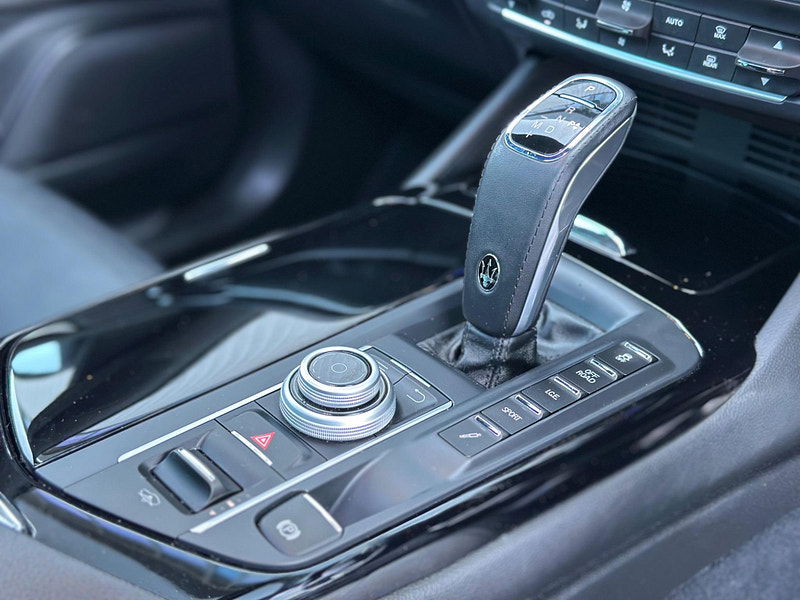 Maserati Levante 3.0 V6 GranSport ZF 4WD Euro 6 (s/s) 5dr 5dr Automatic 2025