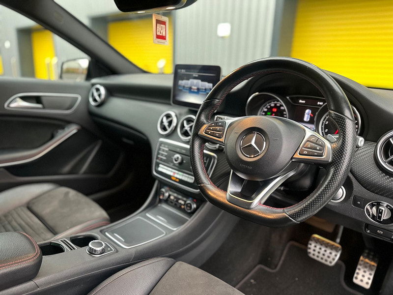 Mercedes-Benz A Class 1.6 A200 AMG Line (Premium) 7G-DCT Euro 6 (s/s) 5dr 5dr Automatic 2024