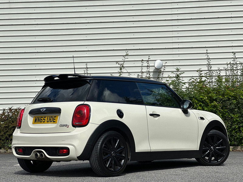 MINI Hatch 2.0 Cooper S Euro 6 (s/s) 3dr 3dr Manual 2025