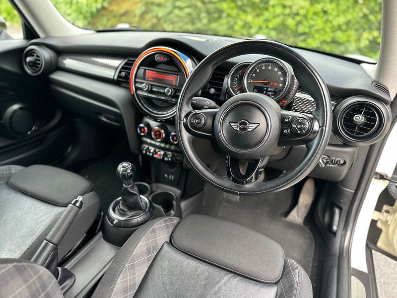 MINI Hatch 2.0 Cooper S Euro 6 (s/s) 3dr 3dr Manual 2025