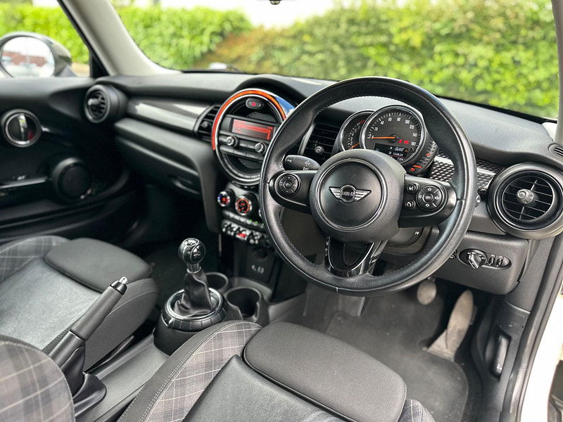 MINI Hatch 2.0 Cooper S Euro 6 (s/s) 3dr 3dr Manual 2025