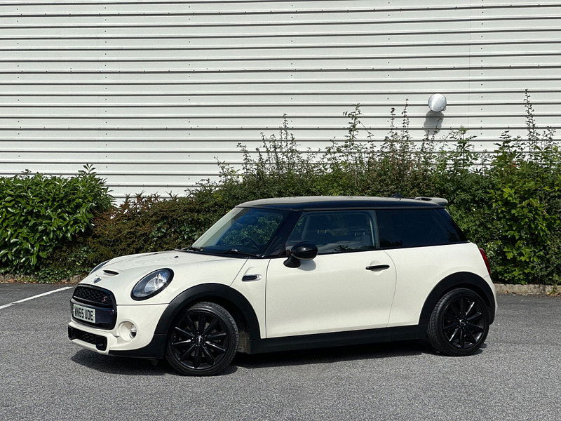 MINI Hatch 2.0 Cooper S Euro 6 (s/s) 3dr 3dr Manual 2025