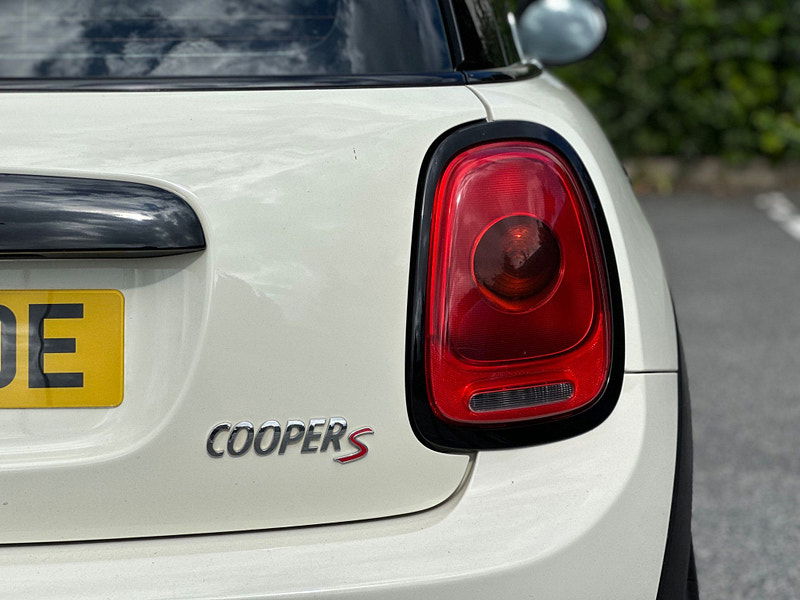 MINI Hatch 2.0 Cooper S Euro 6 (s/s) 3dr 3dr Manual 2025