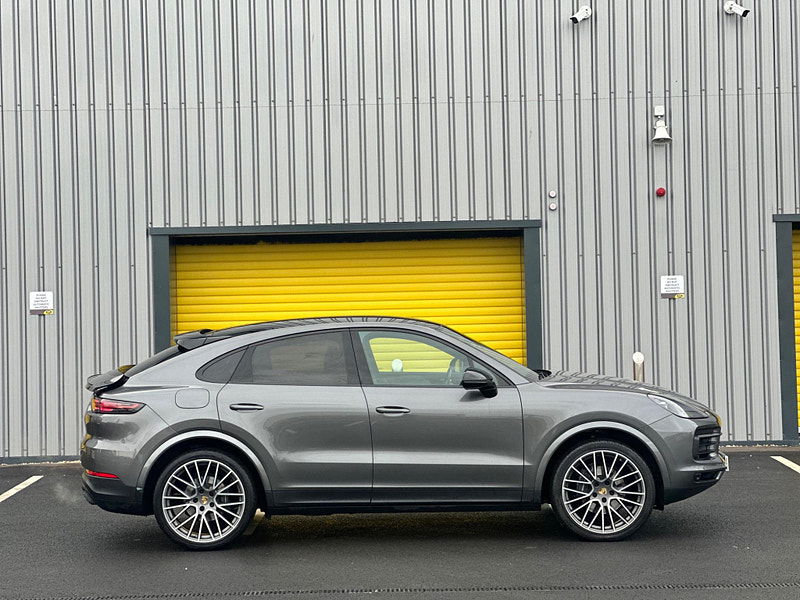 Porsche Cayenne 3.0T V6 TiptronicS 4WD Euro 6 (s/s) 5dr 5dr Automatic 2024