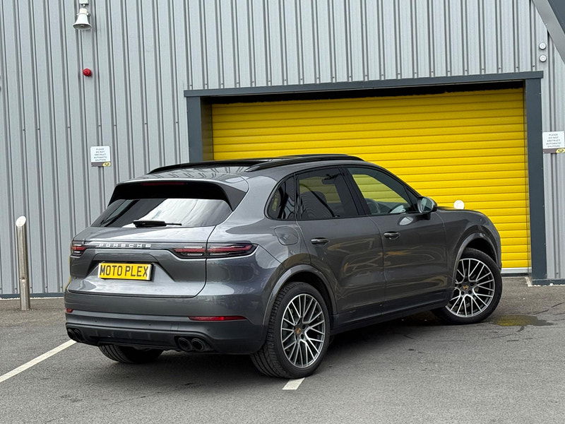 Porsche Cayenne 3.0T V6 TiptronicS 4WD Euro 6 (s/s) 5dr 5dr Automatic 2025