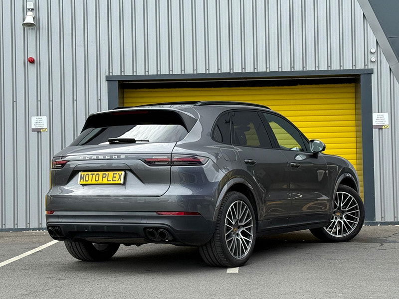 Porsche Cayenne 3.0T V6 TiptronicS 4WD Euro 6 (s/s) 5dr 5dr Automatic 2025