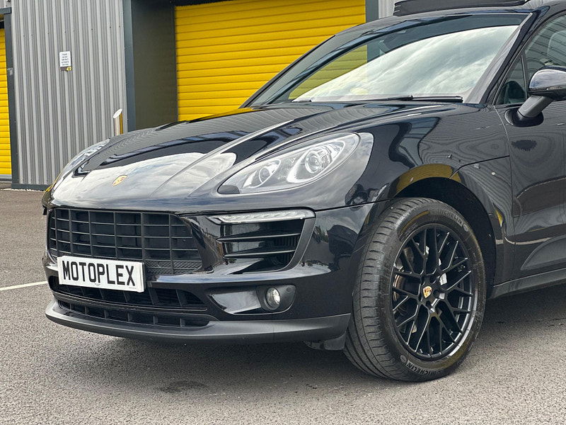 Porsche Macan 3.0 V6 S PDK 4WD Euro 6 (s/s) 5dr 5dr Automatic 2024