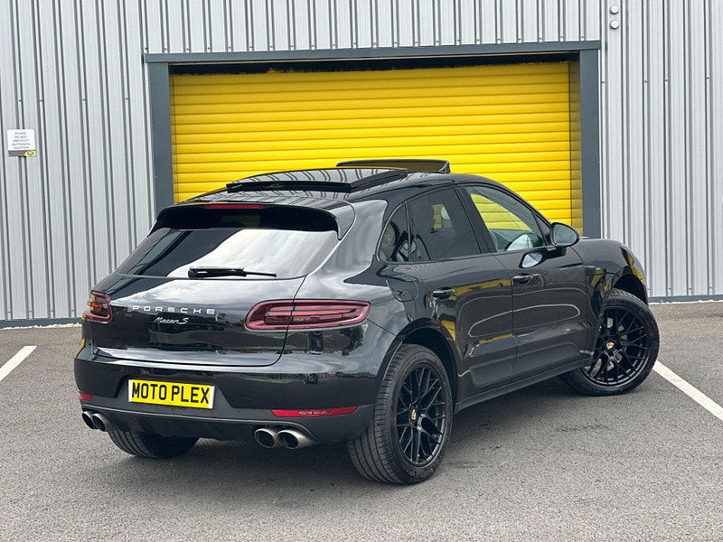 Porsche Macan 3.0 V6 S PDK 4WD Euro 6 (s/s) 5dr 5dr Automatic 2024