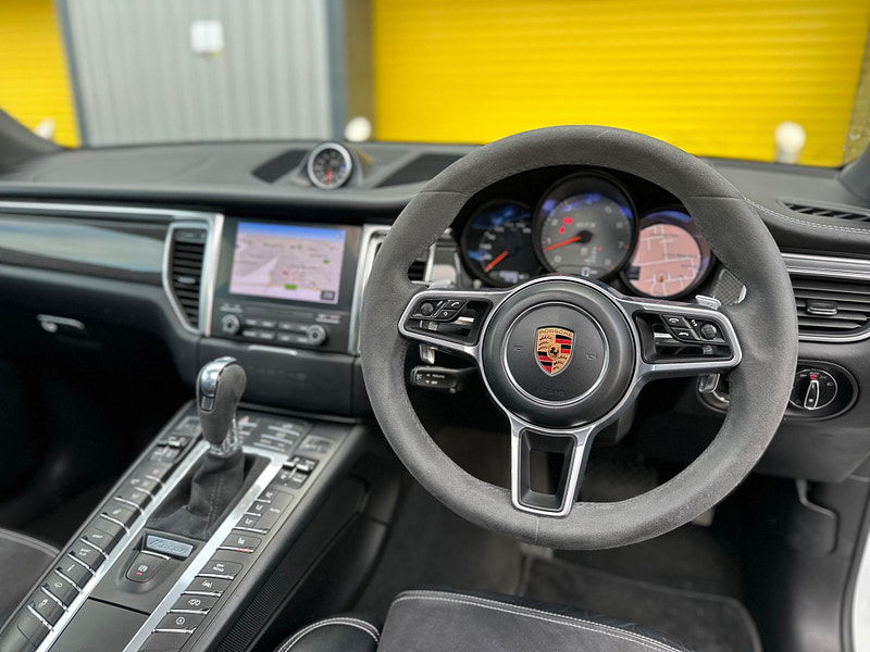 Porsche Macan 3.0T V6 GTS PDK 4WD Euro 6 (s/s) 5dr 5dr Automatic 2025