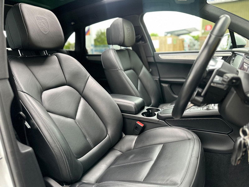 Porsche Macan 3.0T V6 S PDK 4WD Euro 6 (s/s) 5dr 5dr Automatic 2025