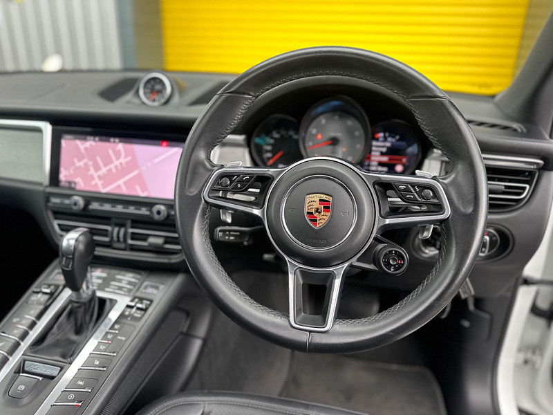 Porsche Macan 3.0T V6 S PDK 4WD Euro 6 (s/s) 5dr 5dr Automatic 2025