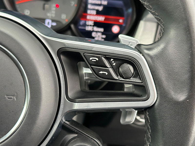 Porsche Macan 3.0T V6 S PDK 4WD Euro 6 (s/s) 5dr 5dr Automatic 2025