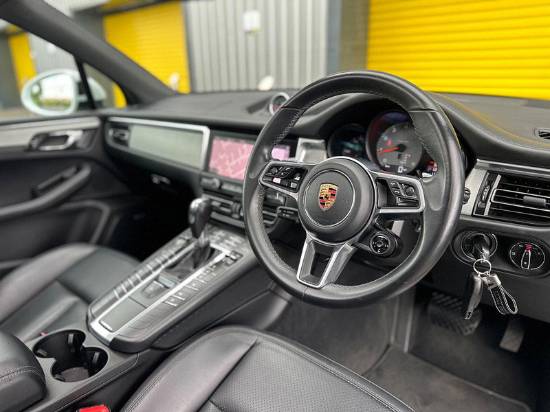 Porsche Macan 3.0T V6 S PDK 4WD Euro 6 (s/s) 5dr 5dr Automatic 2025