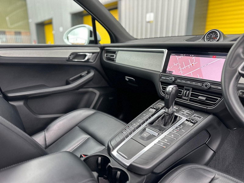 Porsche Macan 3.0T V6 S PDK 4WD Euro 6 (s/s) 5dr 5dr Automatic 2025
