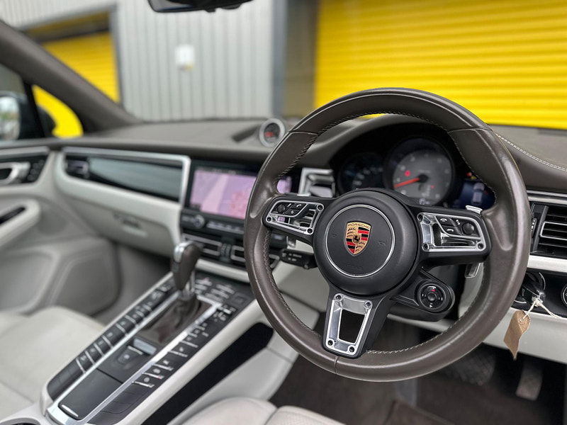 Porsche Macan 3.0T V6 S PDK 4WD Euro 6 (s/s) 5dr 5dr Automatic 2025