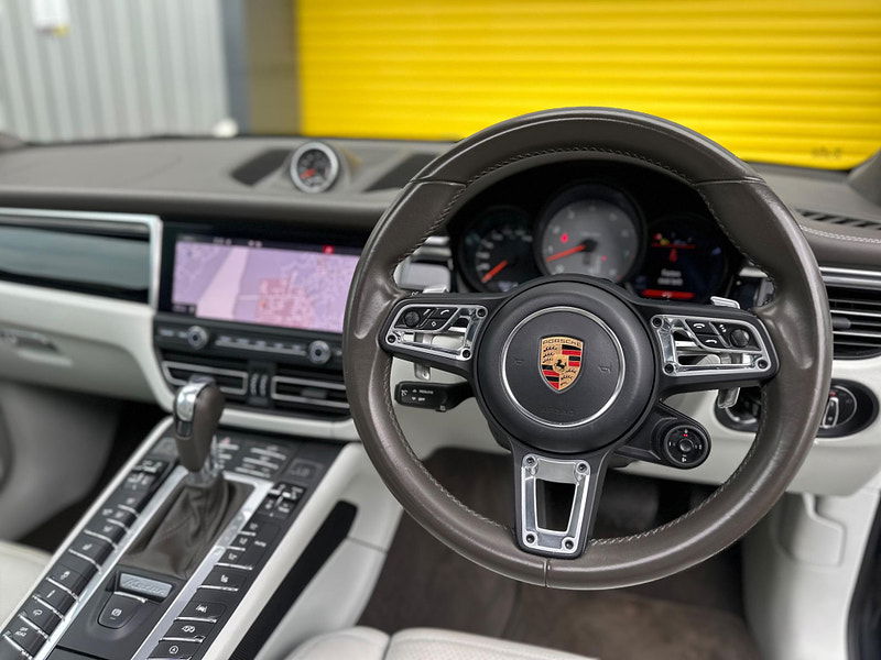 Porsche Macan 3.0T V6 S PDK 4WD Euro 6 (s/s) 5dr 5dr Automatic 2025