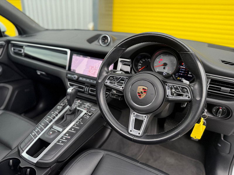 Porsche Macan 3.0T V6 S PDK 4WD Euro 6 (s/s) 5dr 5dr Automatic 2025