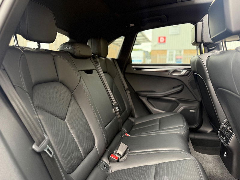 Porsche Macan 3.0T V6 S PDK 4WD Euro 6 (s/s) 5dr 5dr Automatic 2025