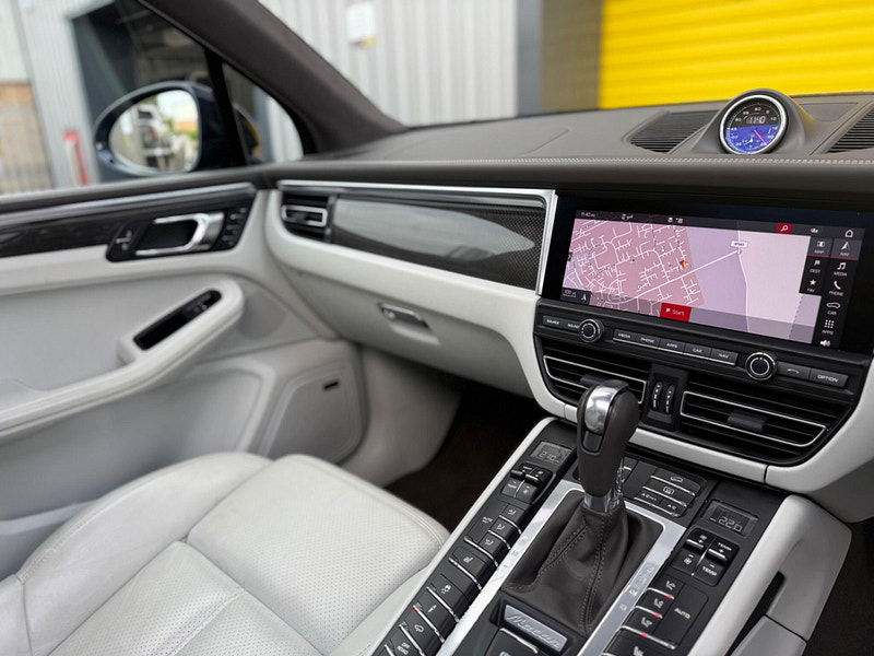 Porsche Macan 3.0T V6 S PDK 4WD Euro 6 (s/s) 5dr 5dr Automatic 2025