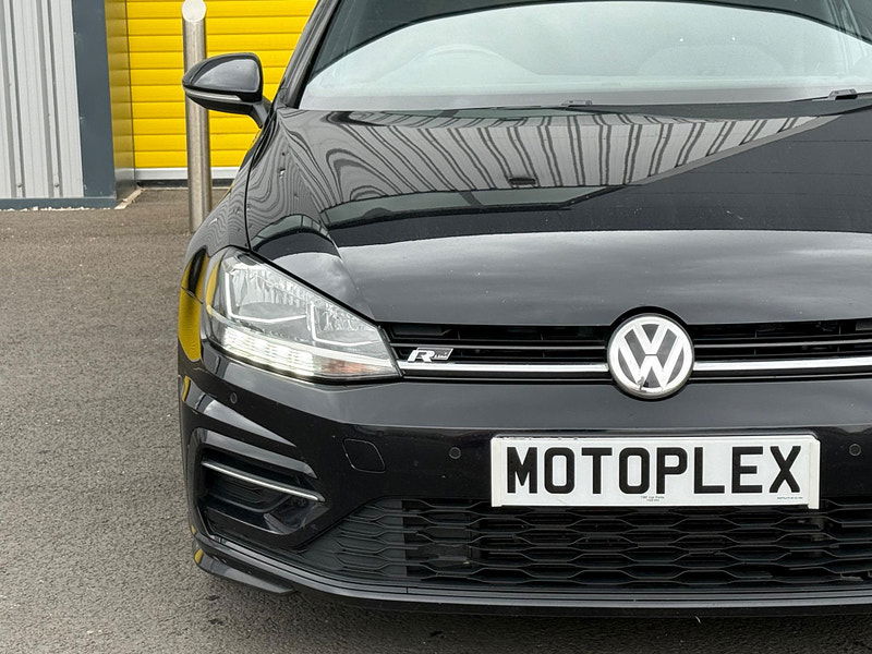 Volkswagen Golf 2.0 TDI BlueMotion Tech R-Line Euro 6 (s/s) 5dr 5dr Manual 2025