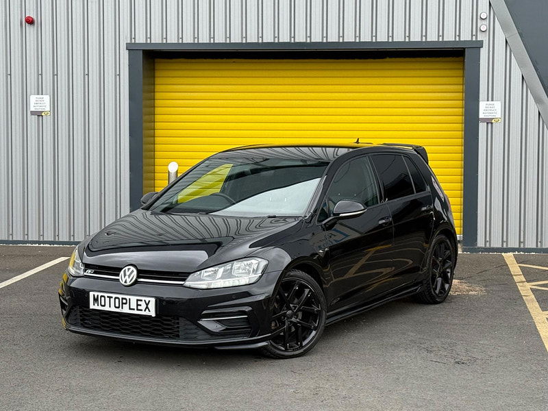 Volkswagen Golf 2.0 TDI BlueMotion Tech R-Line Euro 6 (s/s) 5dr 5dr Manual 2025