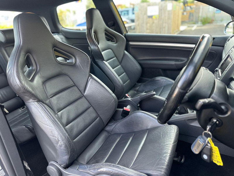 Volkswagen Golf 3.2 V6 R32 4Motion 3dr 3dr Manual 2025