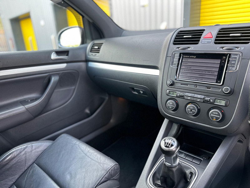Volkswagen Golf 3.2 V6 R32 4Motion 3dr 3dr Manual 2025